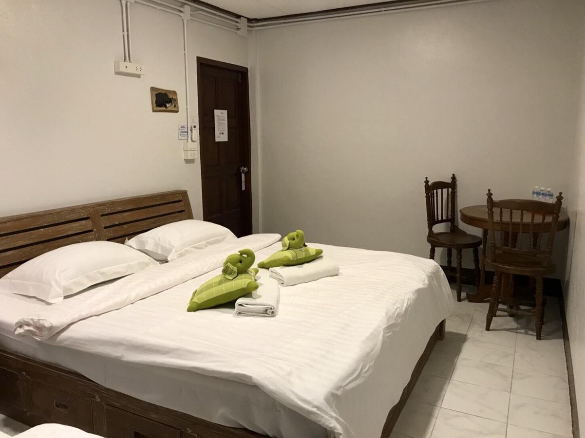 Pama Guesthouse Čiang Mai Exteriér fotografie