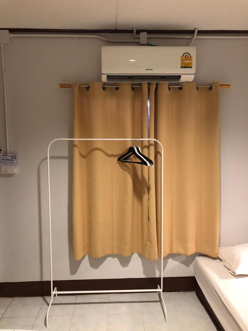 Pama Guesthouse Čiang Mai Exteriér fotografie